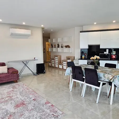 Tower Seaside Mahmutlar трехкомнатная этаж 8 Apartment