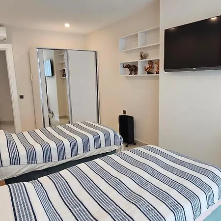 Tower Seaside Mahmutlar трехкомнатная этаж 8 Alanya